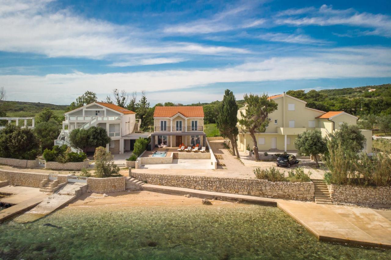 Villafux Zrce Novalja - Direkt Am Strand Caska Exterior foto